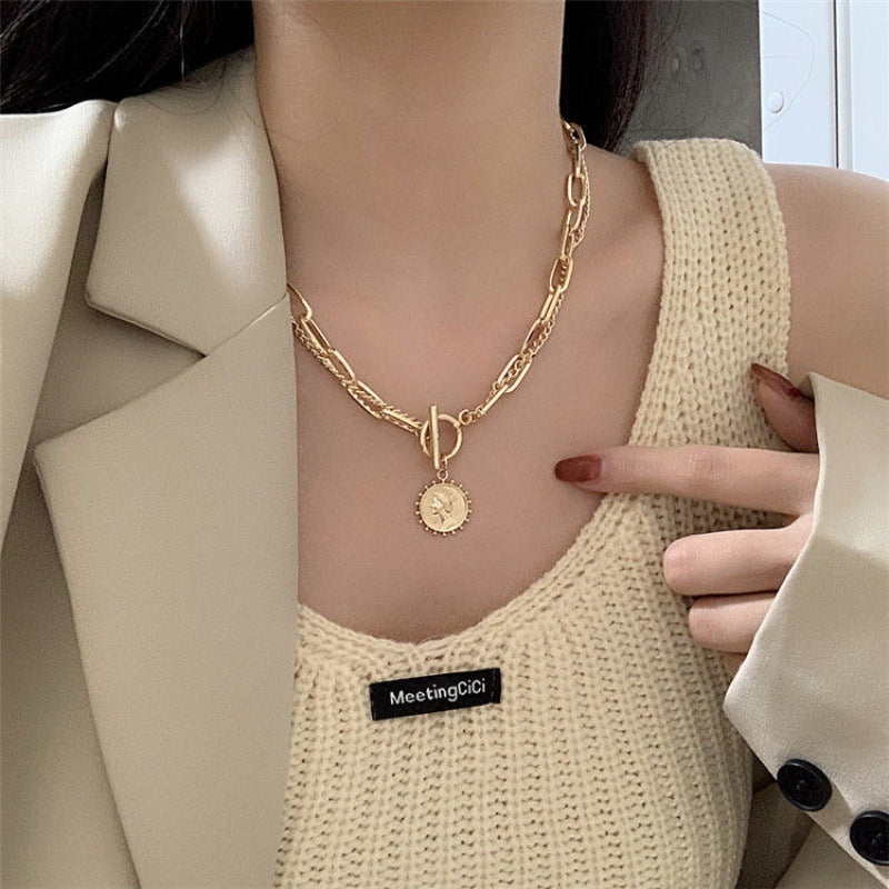 Frosty Wind Sexy Single Layer Winding Snake Bone Necklace